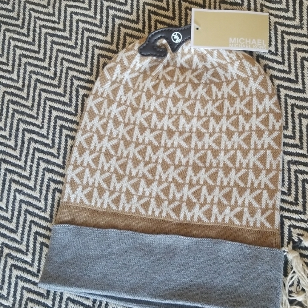 Michael Kors winter/fall Hat